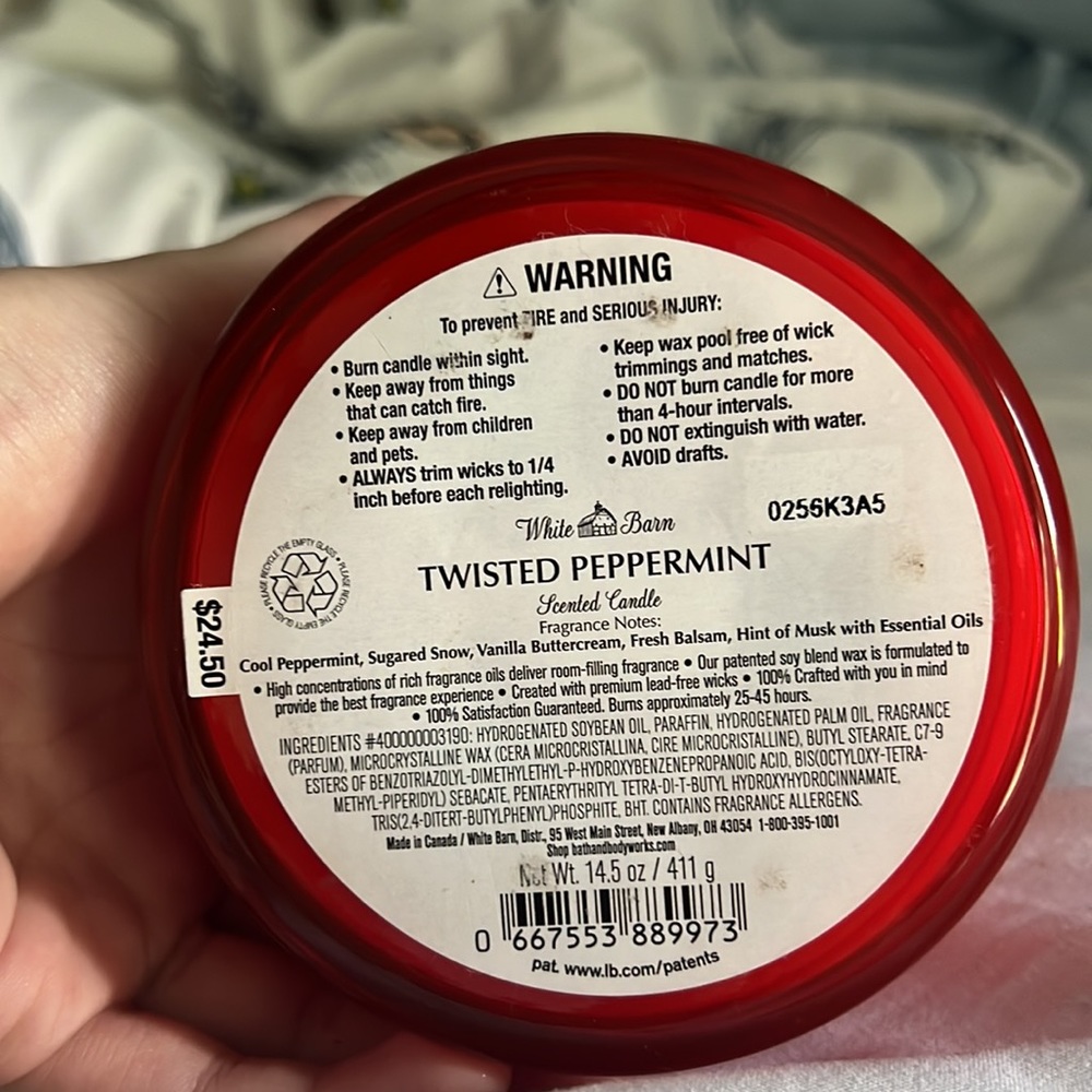 Bath and Body Works Candle! - Picture 4 of 4